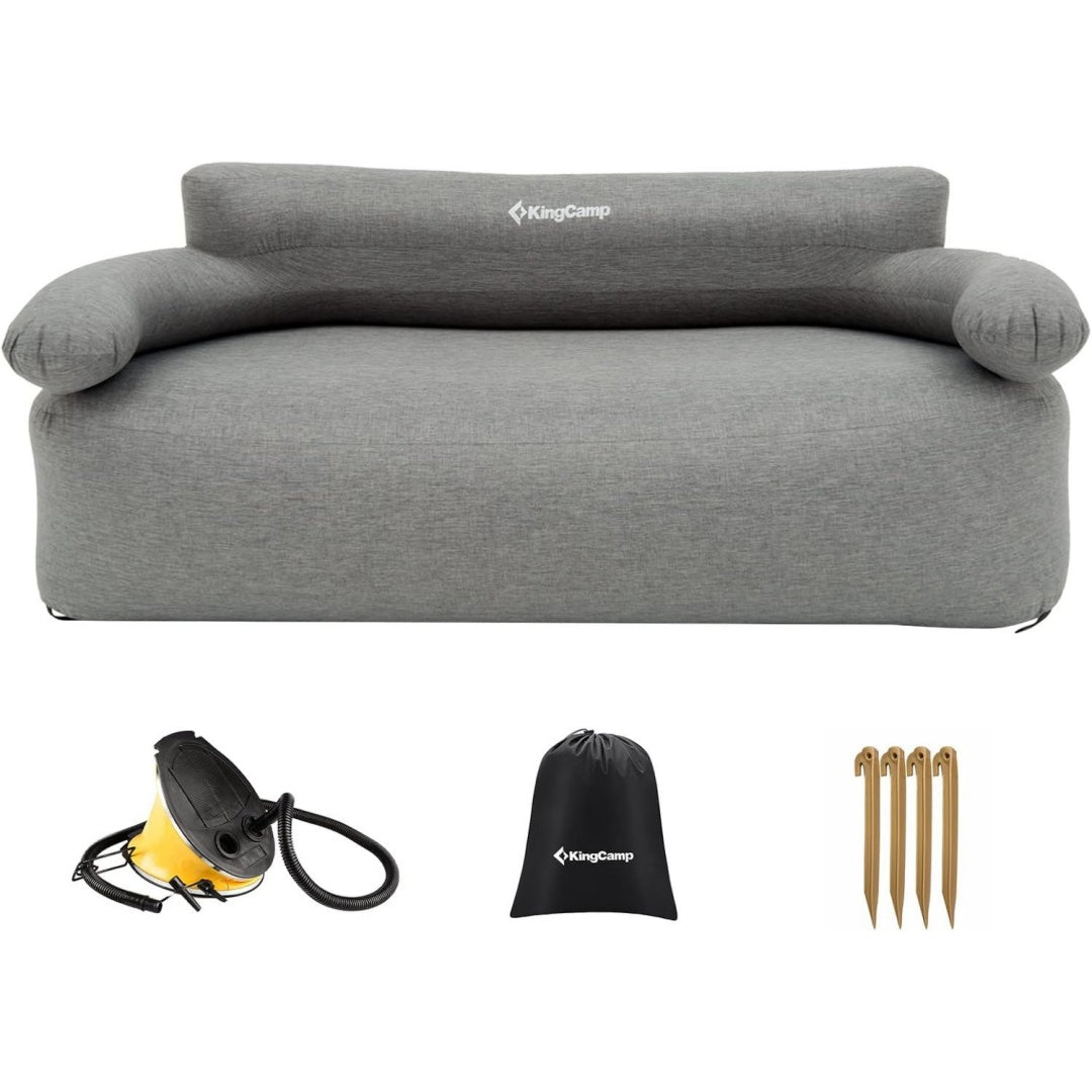 Armlehnen praegen die Gestaltung von dem Sofa